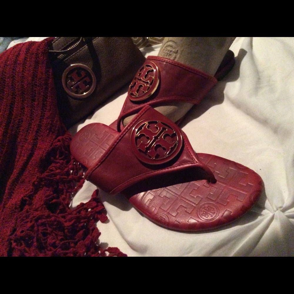 TORY BURCH sandals size 5.5 red